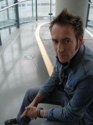 robin_foster_is_thinking_250