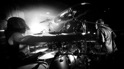 them_crooked_vultures_seession_250