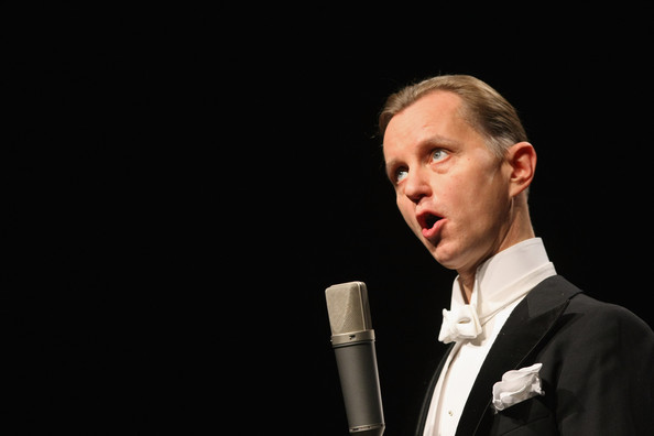 Reprise de poids #89 : Max Raabe