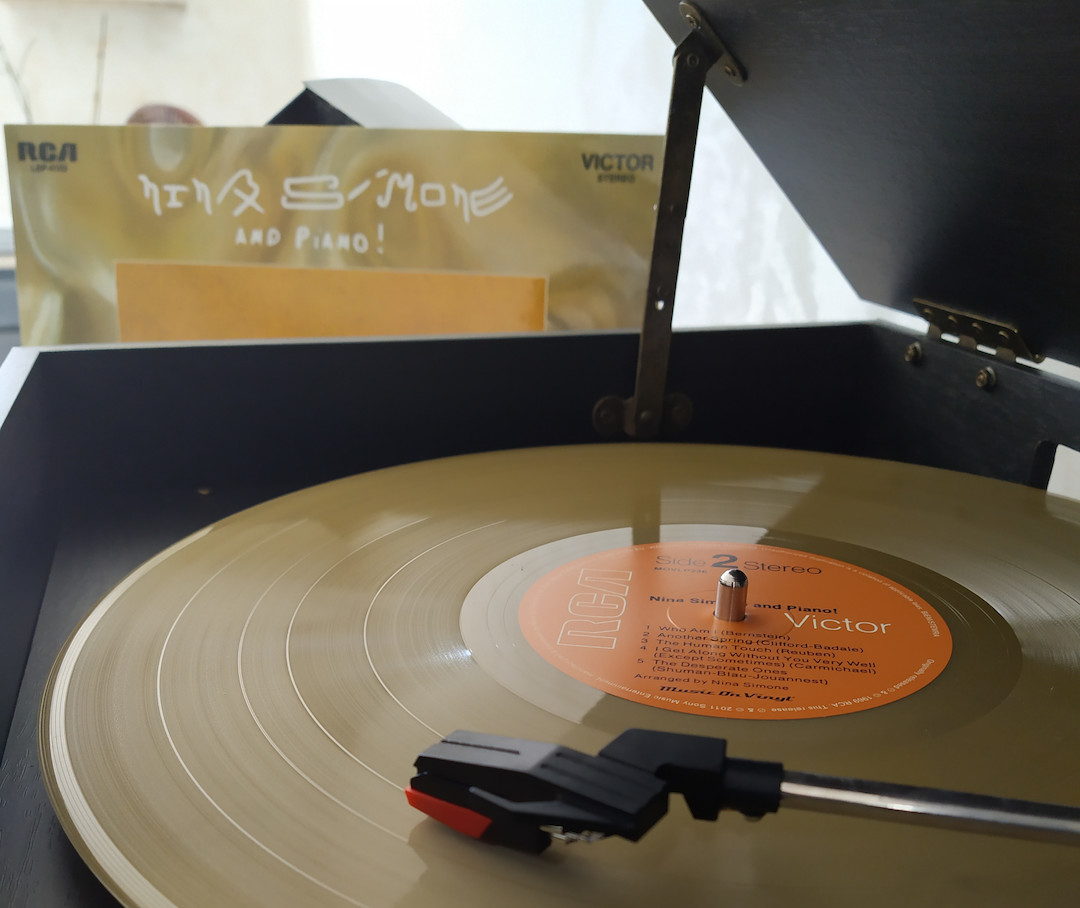 Nina Simone and Piano !