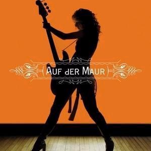Melissa Auf der Maur - Auf der Mauer