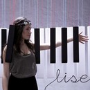 Lise au piano